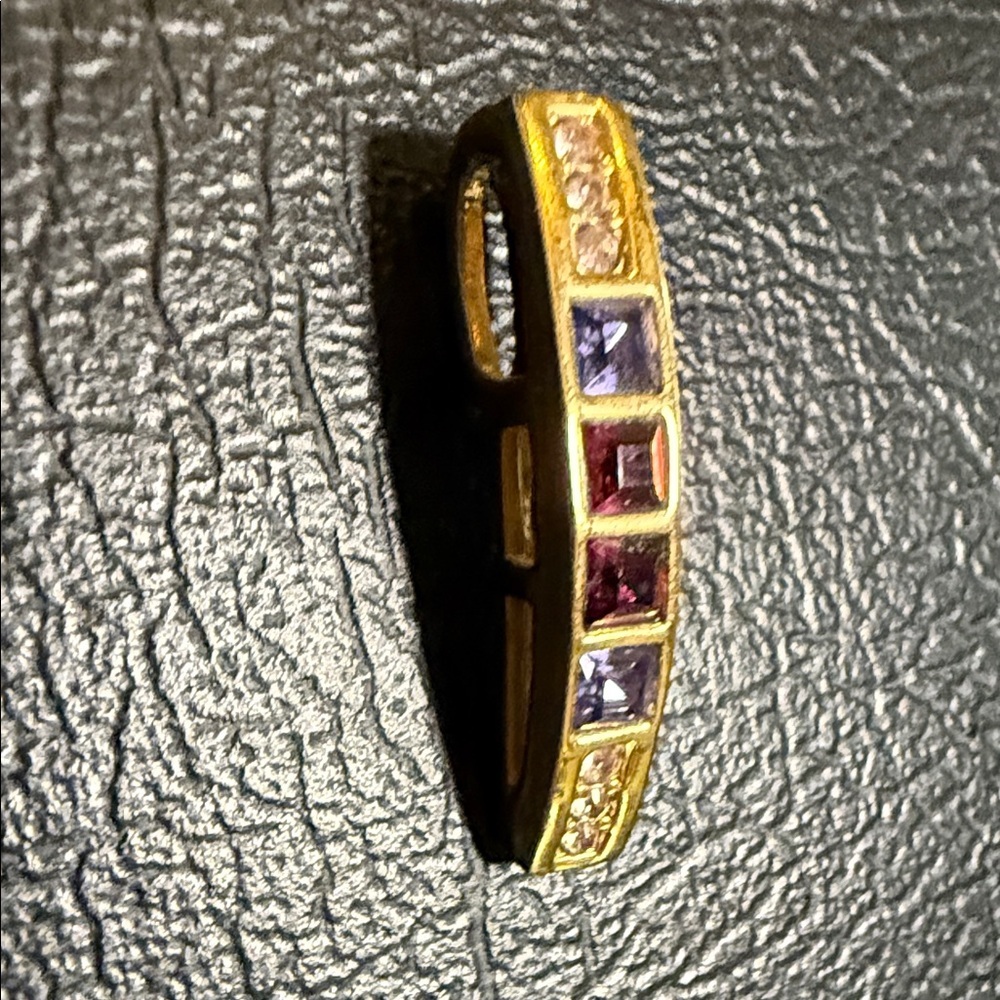 Elegant Gold and Multicolor Gemstone Pendant - Picture 8 of 8